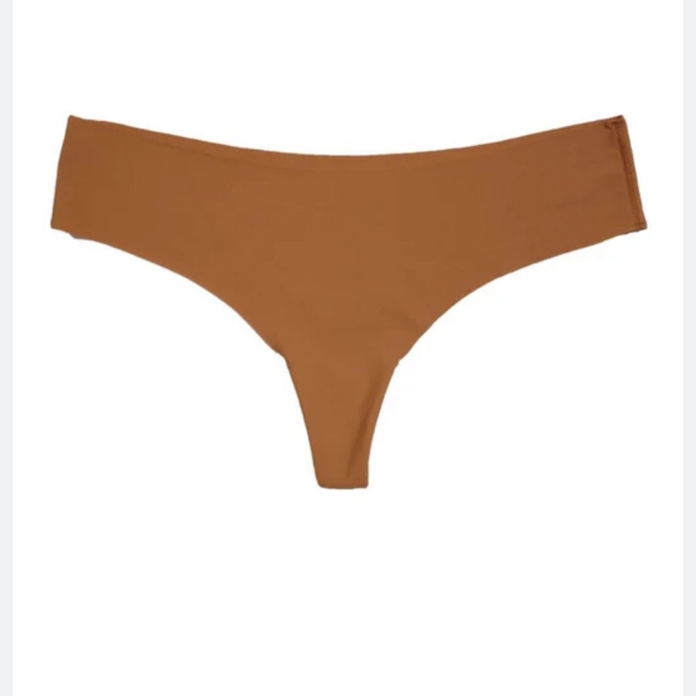 Nubian Skin "Naked Perfect" Seamless Thong - Cafe Au Lait - NWT Size XS